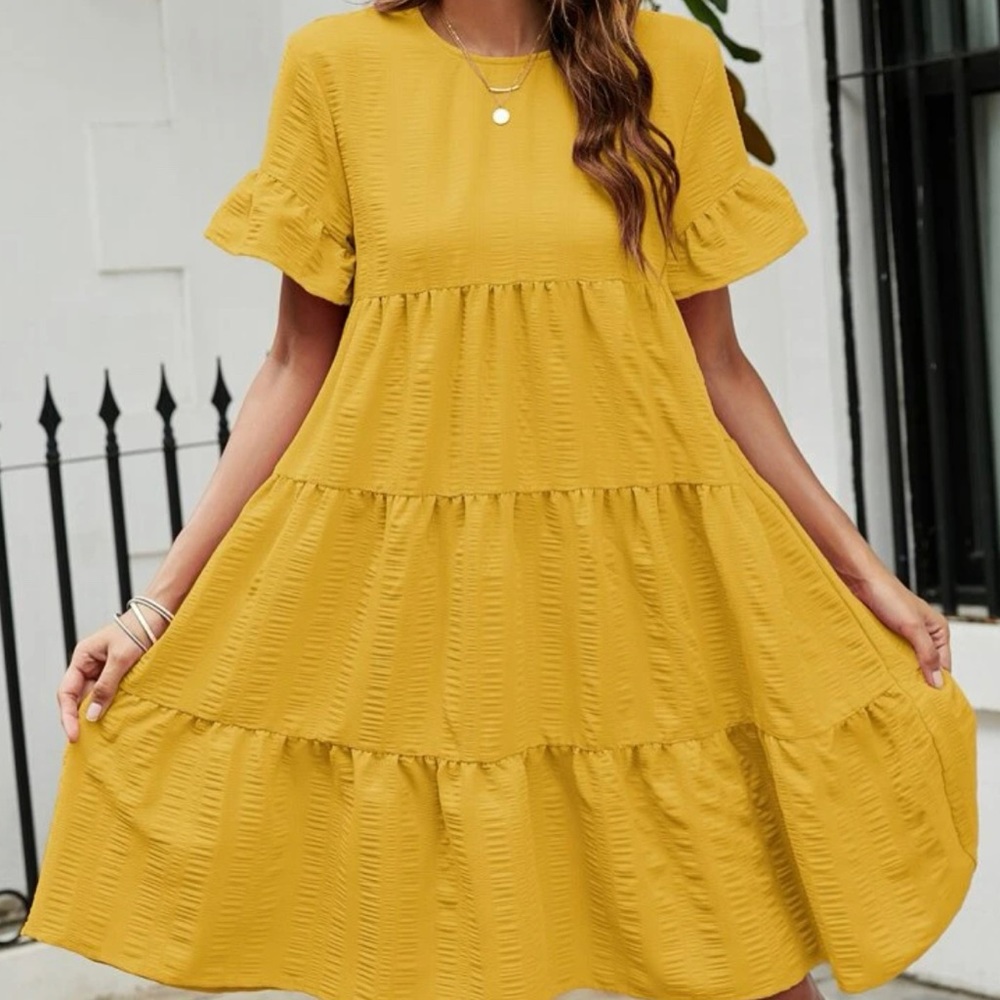 Shein Lune solid flounce sleeve smock dress. Yellow.Size L